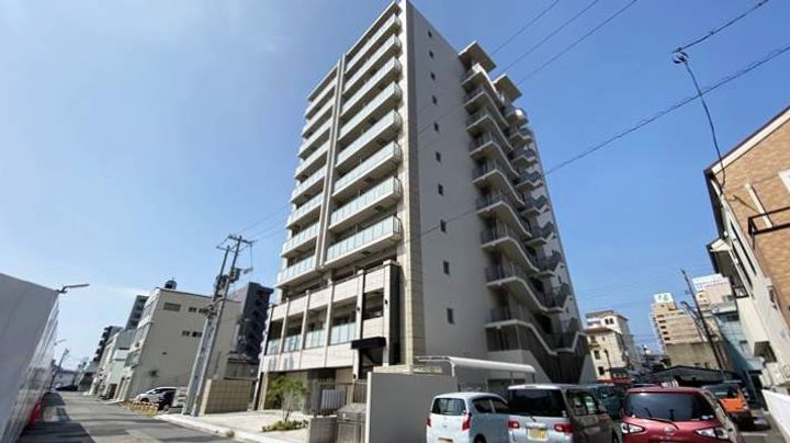 TWIN TOWERS AZUKIの外観