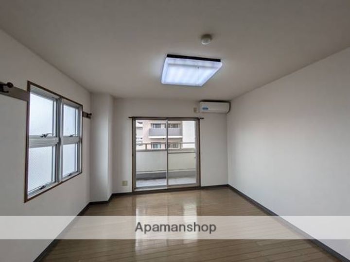 竹内ビルの内装