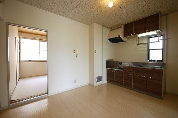 シャンポールながせA棟のキッチン