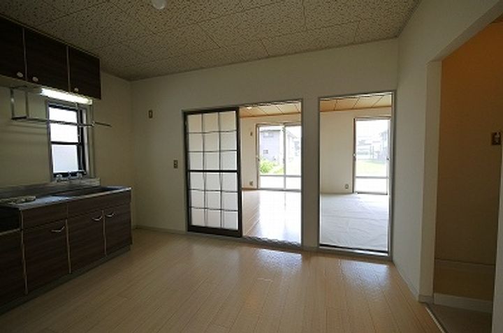 シャンポールながせA棟の居間