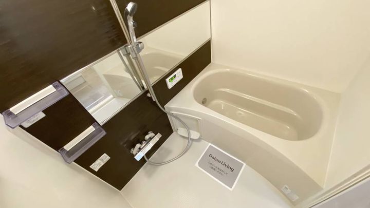 DーROOM浜野の風呂