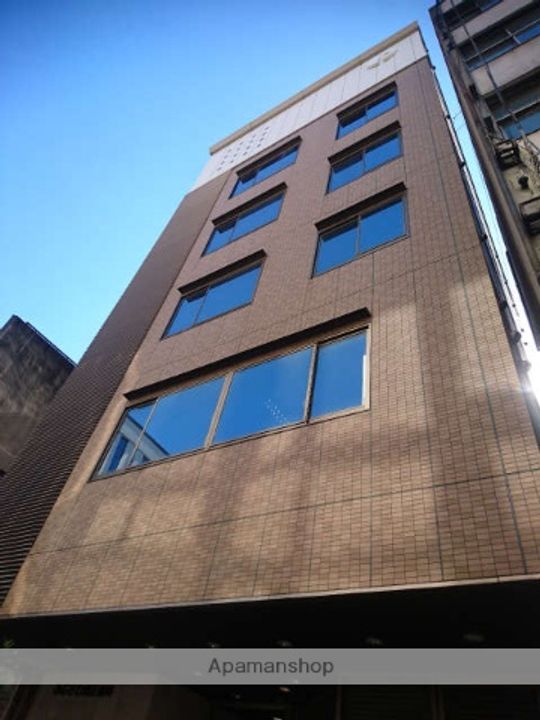 岡山県岡山市北区表町2丁目の賃貸マンションの外観