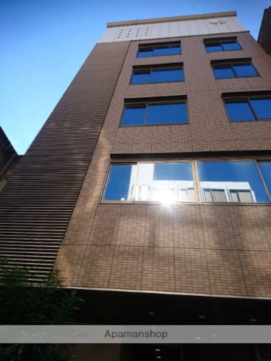 岡山県岡山市北区表町2丁目の賃貸マンションの外観