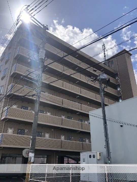 岡山県岡山市北区高柳西町の賃貸マンションの外観