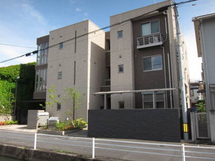 岡山県岡山市北区島田本町1丁目の賃貸アパートの外観