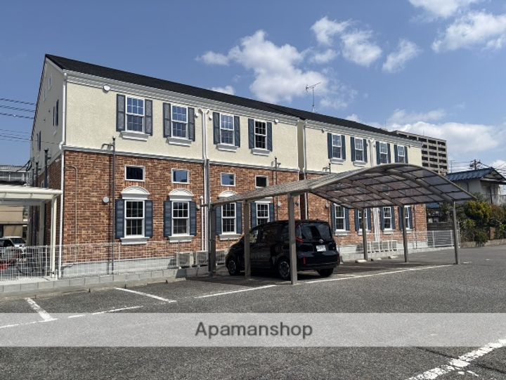 岡山県岡山市北区津倉町1丁目の賃貸アパートの外観