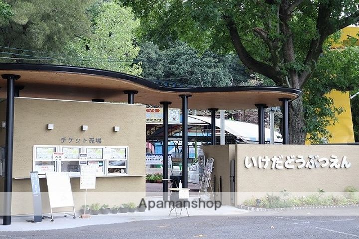 岡山県岡山市北区津倉町1丁目の賃貸アパートの周辺