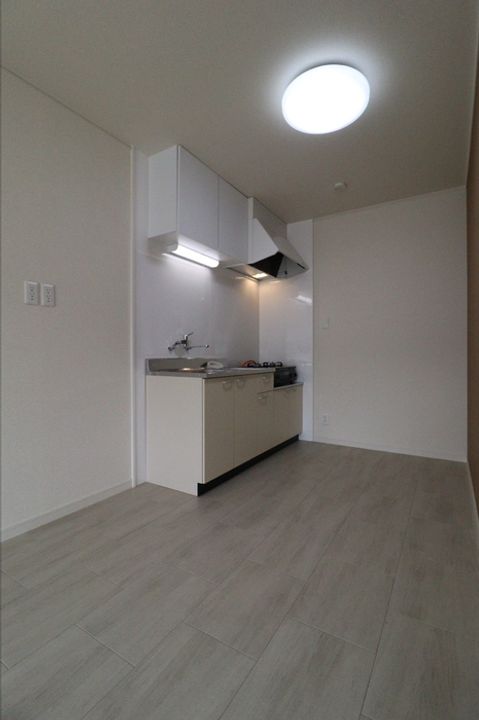 コーポラス雄町202のキッチン