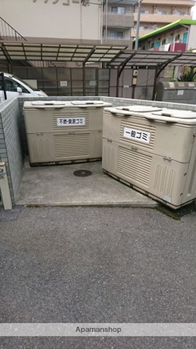 岡山県岡山市北区南方4丁目の賃貸マンションの内装