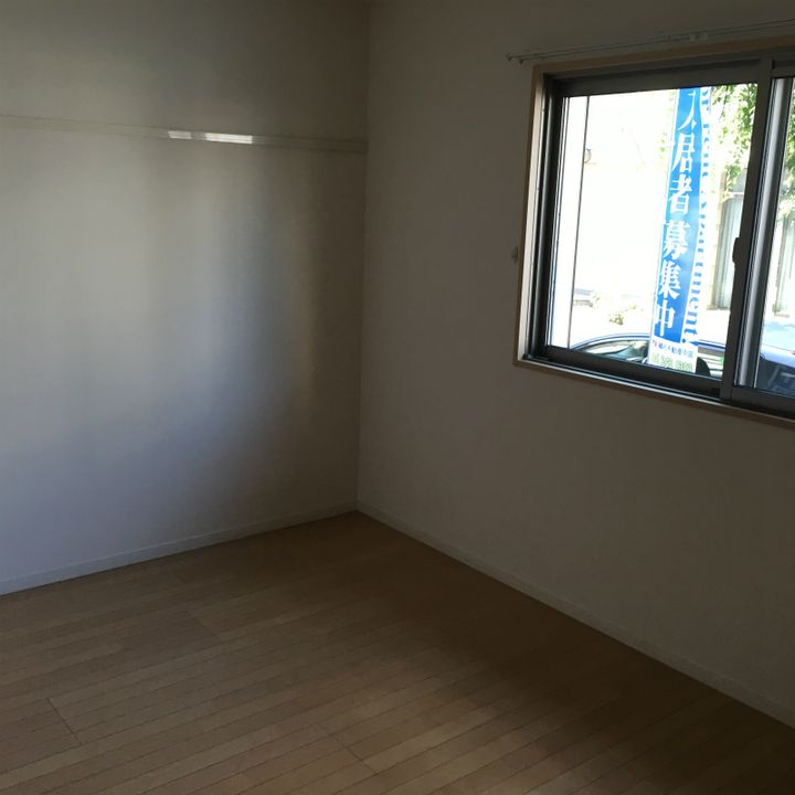 岡山県岡山市北区大供2丁目の賃貸アパートの居間