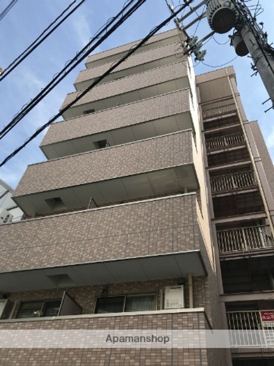 岡山県岡山市北区鹿田町2丁目の賃貸マンションの外観