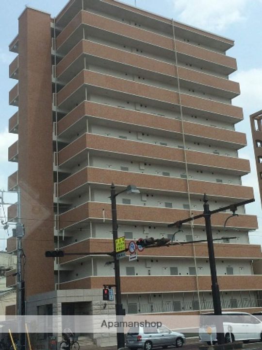 岡山県岡山市北区清輝本町の賃貸マンションの外観