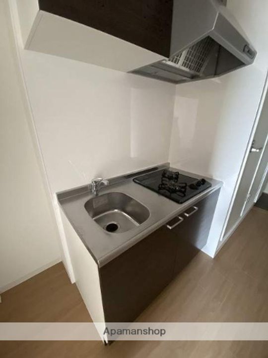 岡山県岡山市北区三門東町の賃貸マンションのキッチン