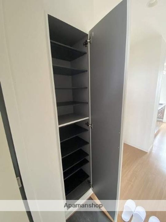 岡山県岡山市北区三門東町の賃貸マンションの内装