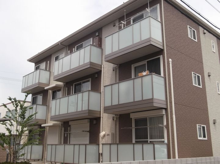 岡山県岡山市南区新保の賃貸アパートの外観