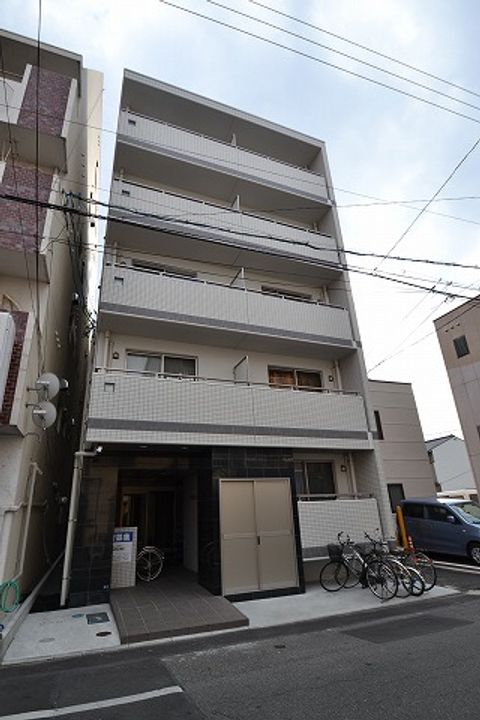 岡山県岡山市北区春日町の賃貸マンションの外観