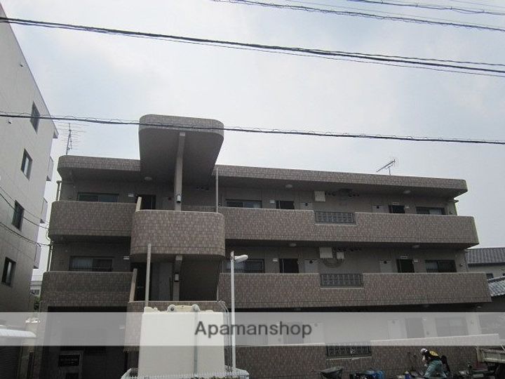 岡山県岡山市北区中井町1丁目の賃貸マンションの外観