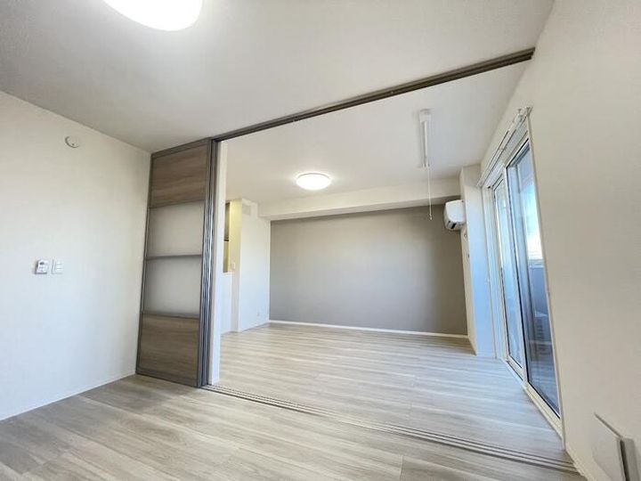 ポラリス井尻野の居間