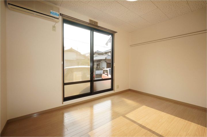 ブルーベル203の居間