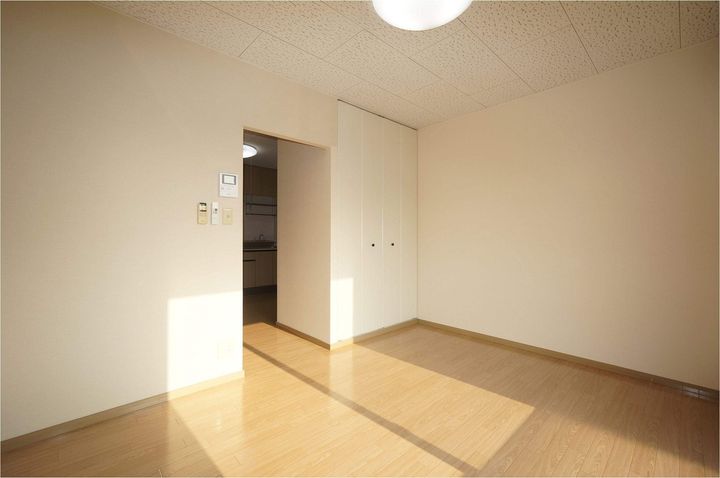 ブルーベル203の居間