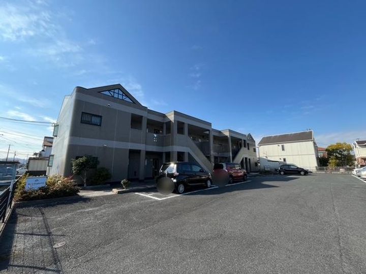ロイヤルハイツ692の外観