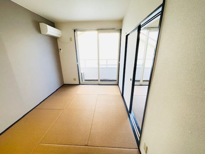 プチパール児島202の内装