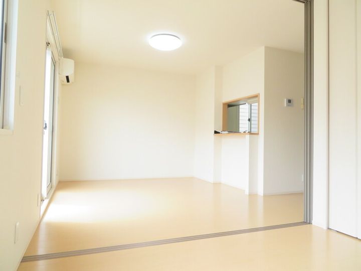 プランク・ラヴィーン A棟の居間