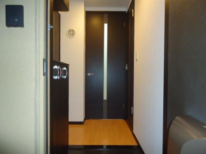 オレンジヒルズの玄関