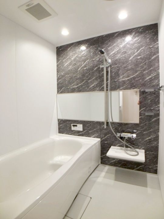 GLORIOUS K の風呂