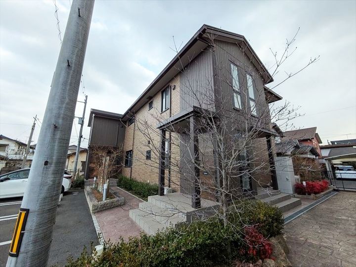 サフィール C棟 C棟C101の外観