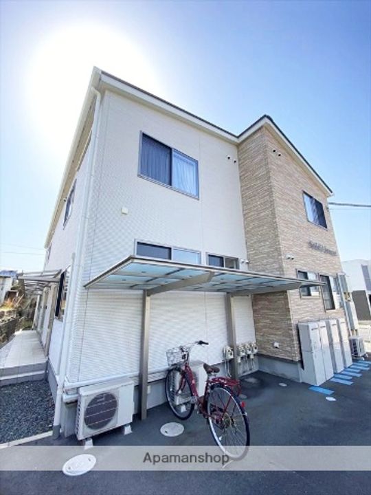 岡山県浅口市鴨方町六条院中の賃貸アパートの外観