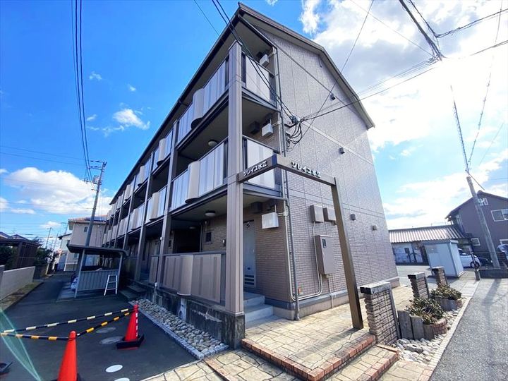 ソレイユ水江の外観