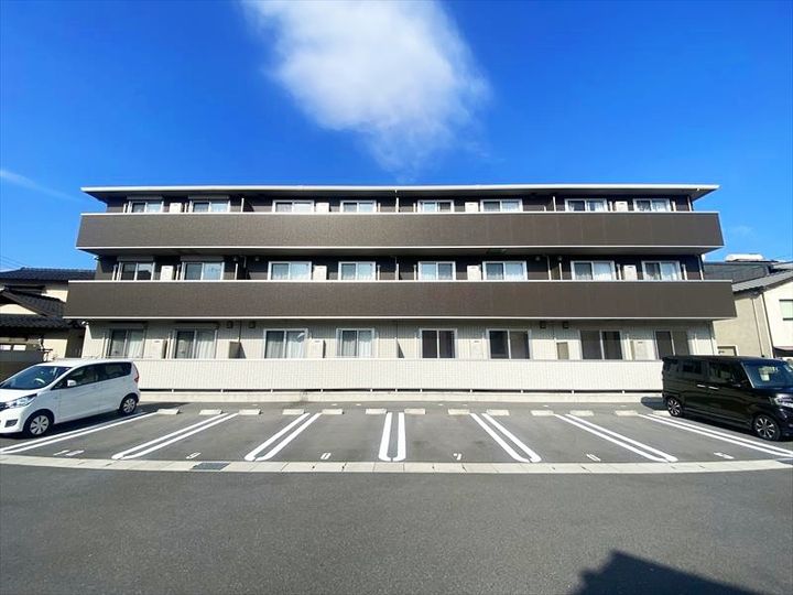 GLORIOUS K の外観