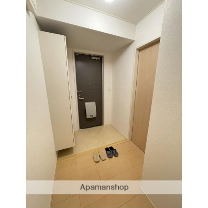 ティエラBの玄関