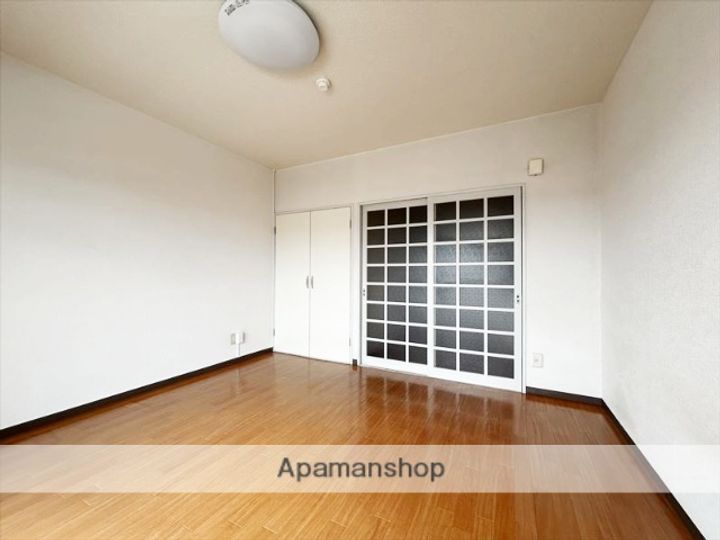 グローリー中庄の内装