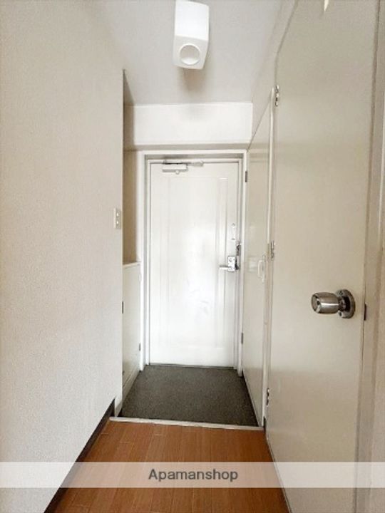 グローリー中庄の玄関