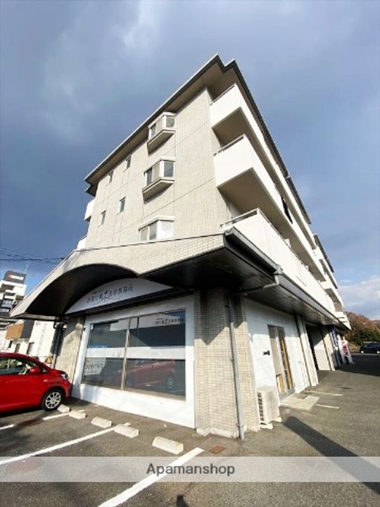 グローリー中庄の外観