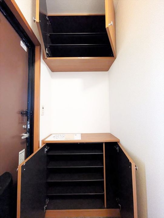 ヴィアーレ中畝 A202号室の内装