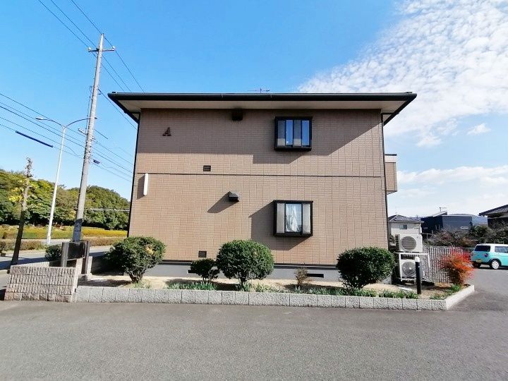 ヴィアーレ中畝 A202号室の外観