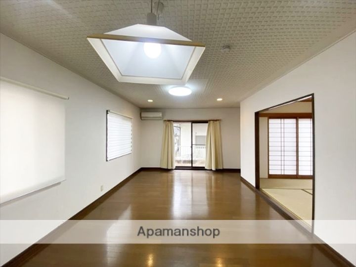 岡山県倉敷市西坂(一戸建)の賃貸物件の居間