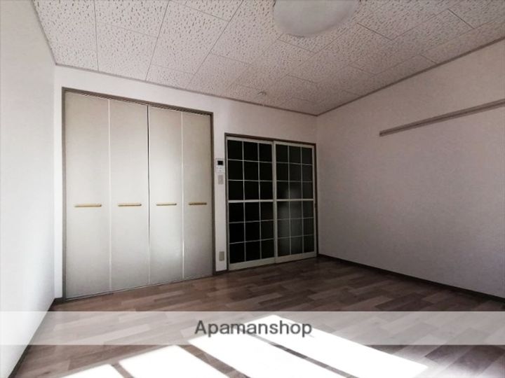 岡山県倉敷市連島町西之浦の賃貸アパートの内装