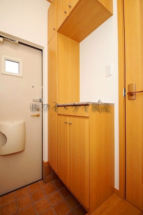 アプローズ Ⅱの玄関