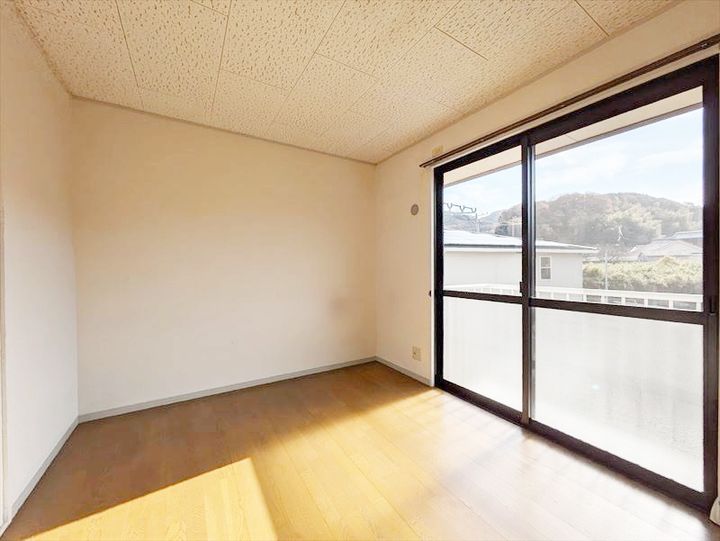 プレジール大和Ⅰの居間