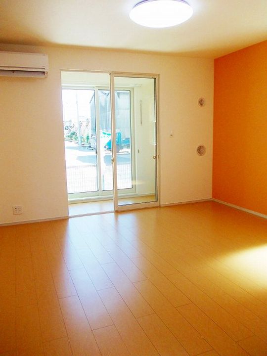 エルフトゥーロCの居間