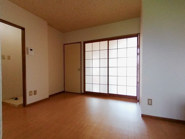 エルディム明日香の内装