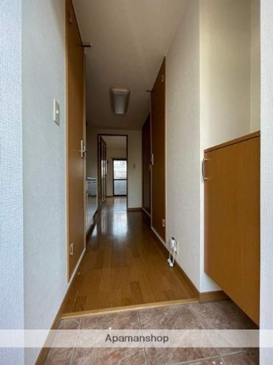 マリベール西原の玄関