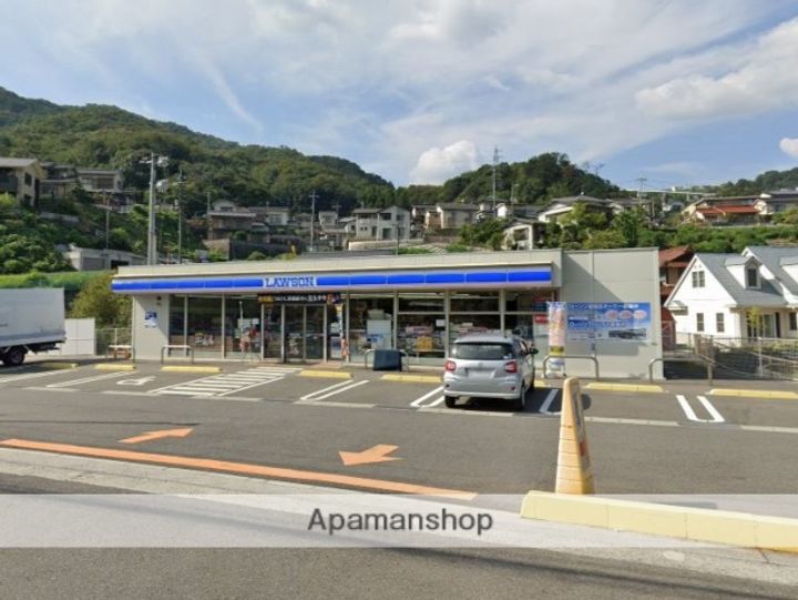 平岩ビルの周辺