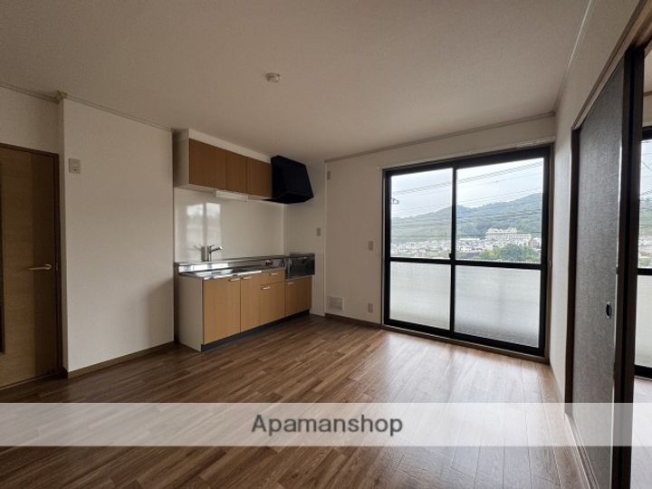 セジュール友竹の居間