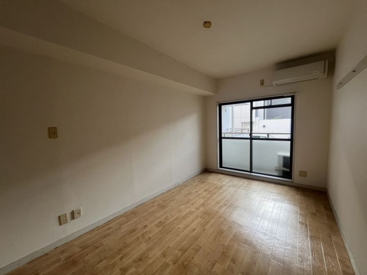 ベルメゾン大芝の内装