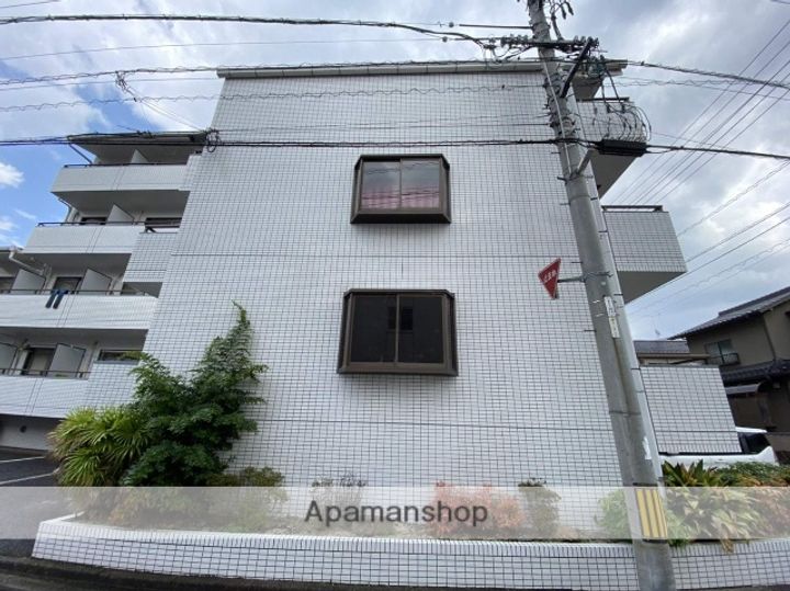 ベルメゾン大芝の外観